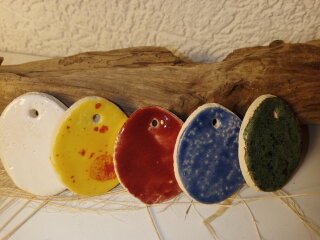 4 bunte Keramik-Eier