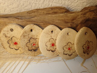 5 Keramik-Eier mit Blümchen