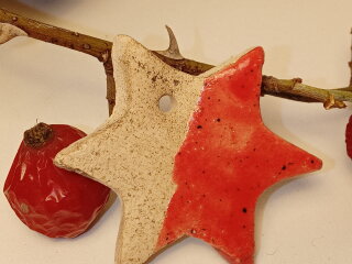 Keramik Sterne in rot-natur